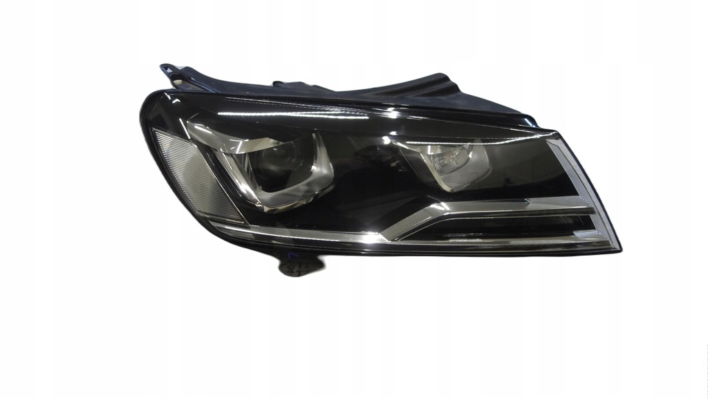 фото №1, Vw touareg bi ксенон lift 7p1 7p1941032 права лампа