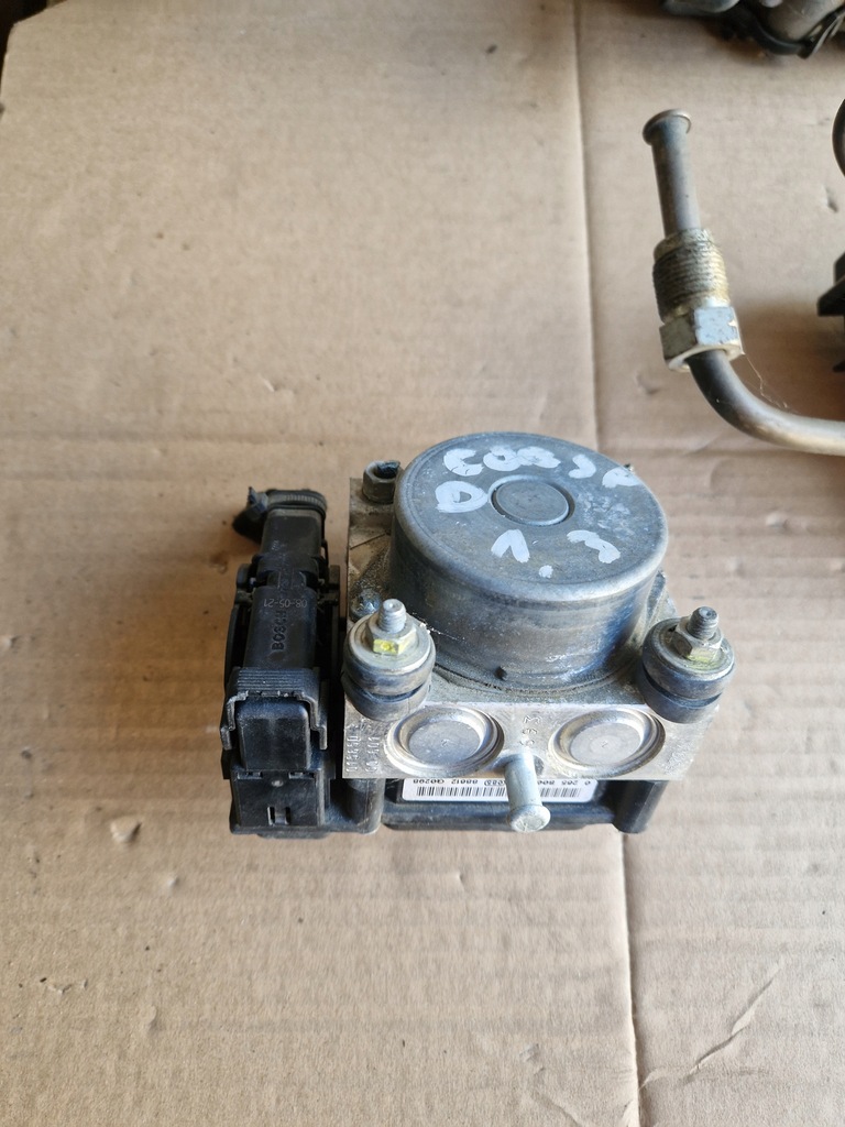 фото №1, Насос abs + штекер 0265232238 opel corsa d