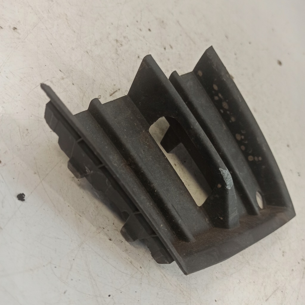 фото №8, Skoda fabia iii решётка бампера левый перед 6v0853665