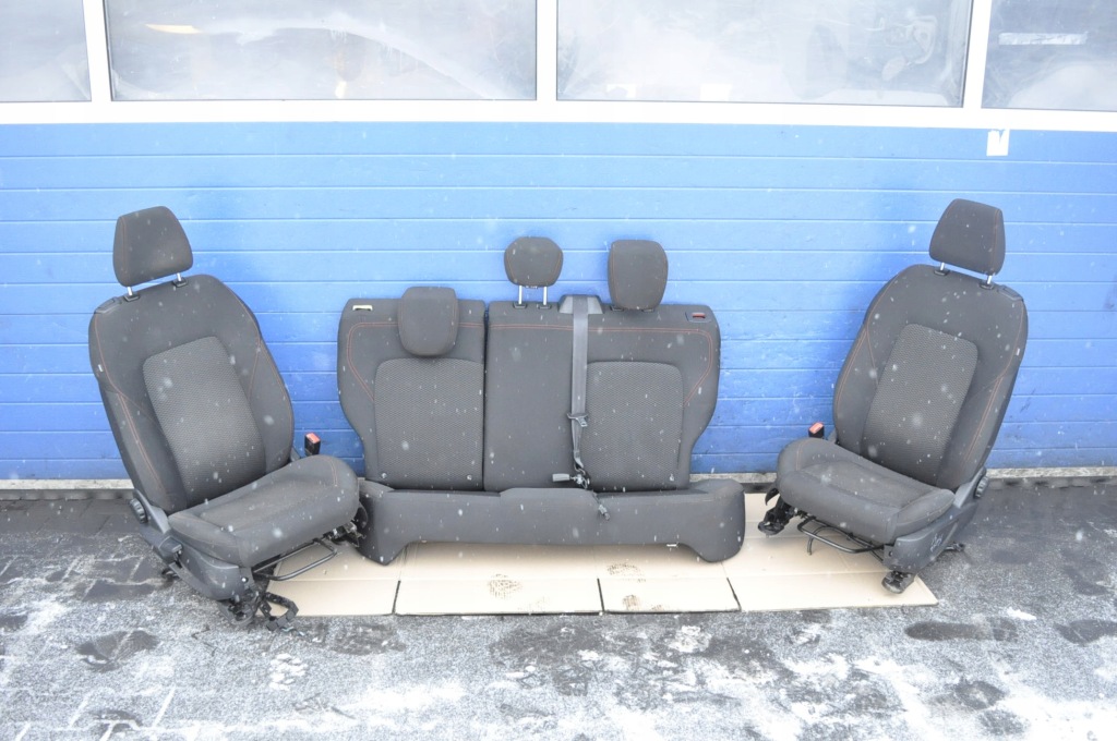 фото №1, Ford fiesta mk8 3d st-line сидіння заднє сидіння anglik + подушки безпеки w сидіння