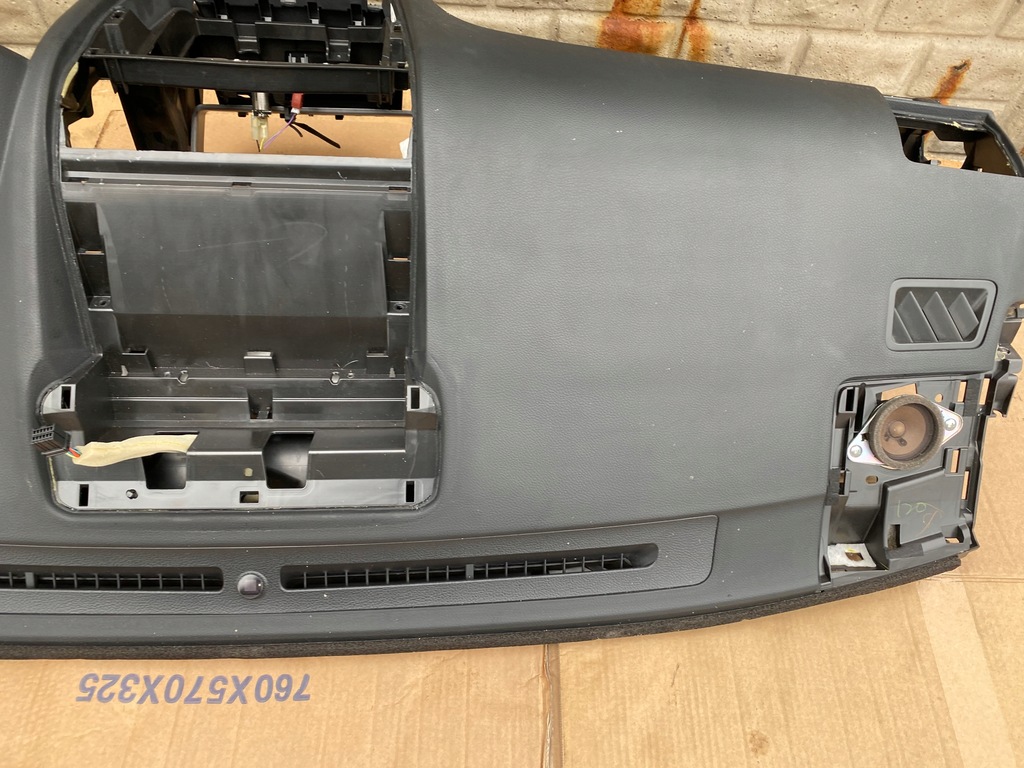 фото №4, Приборная панель приборная консоль subaru impreza va sti uk