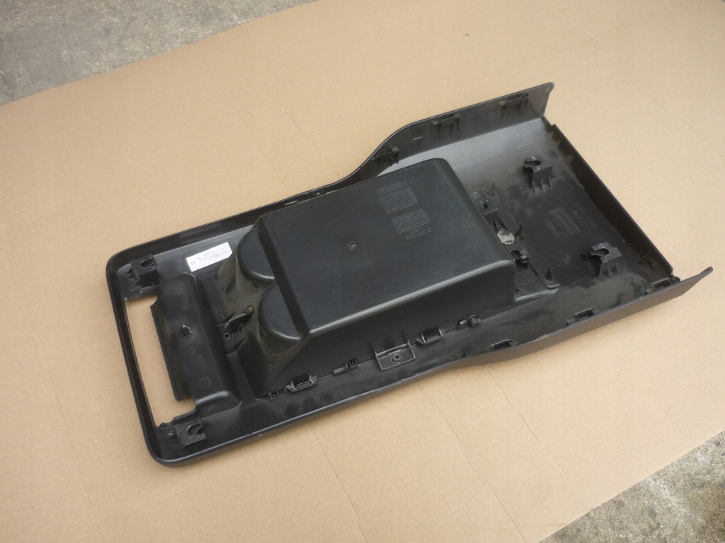 фото №13, Підлокітник + кронштейн na напої задній сидіння opel zafira b