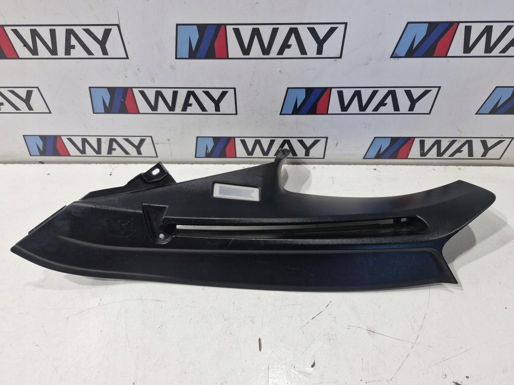 Купити 9169786 bmw f11 накладка стійка багажника правий задня задній