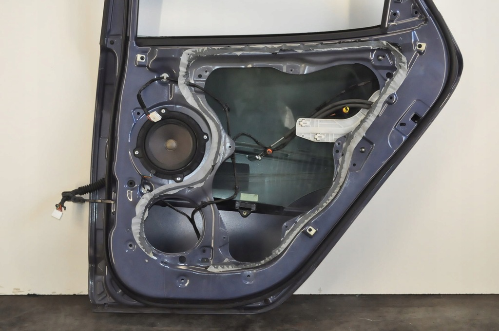 фото №8, Hyundai ix35 дверь правый задняя задние wae