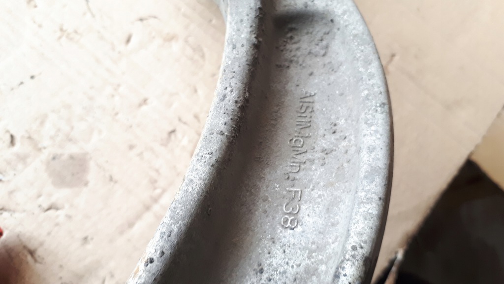 фото №10, A4 b8 рычаг правый нижний 8k0407696f a5 q5 s4 s5