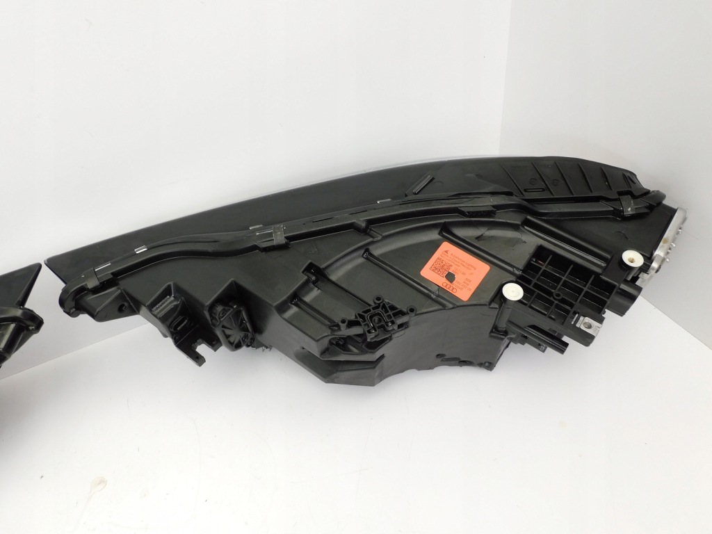 Audi a8 d5 4n рестайлинг  фара левая или правый  америка led в Украине