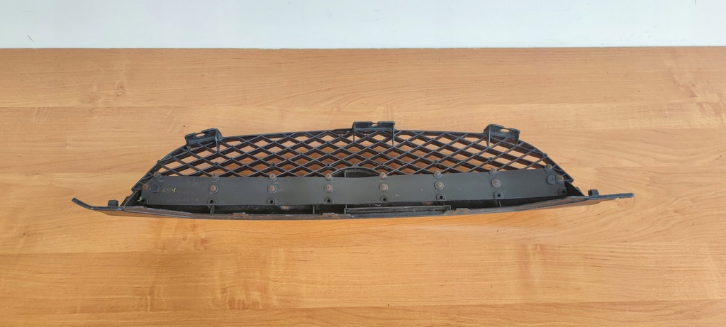 фото №2, Mazda 626 решётка радиатора решётка радиатора оригинальный 1997-2000 rok