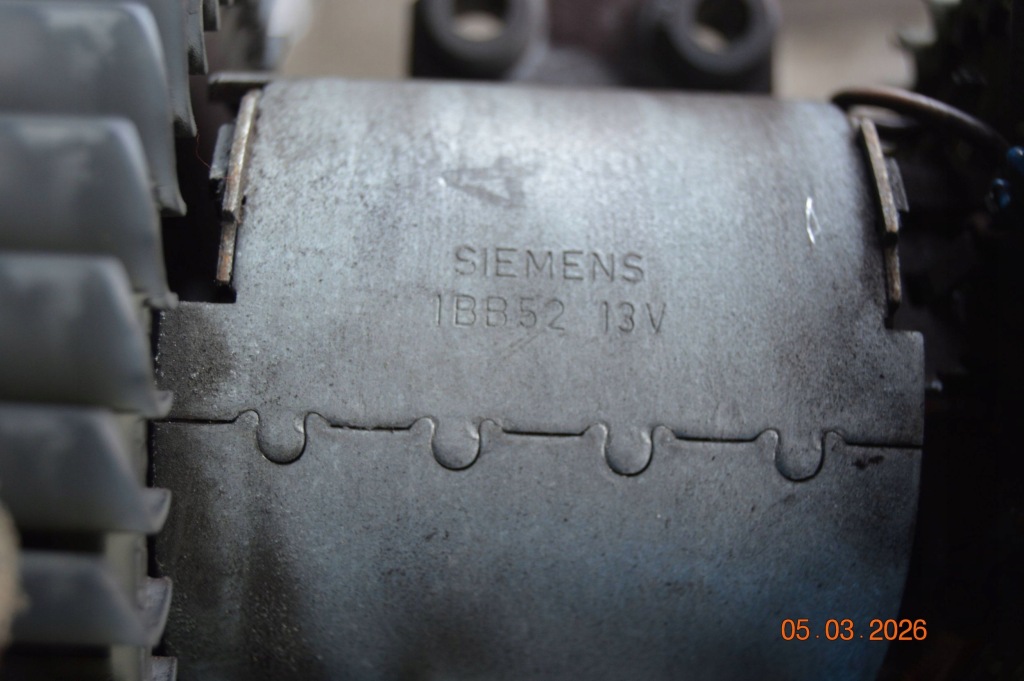 Моторчик кришки обдув моторчик обігрівача bmw 5 e39 1bb52 simens Зі Шроту