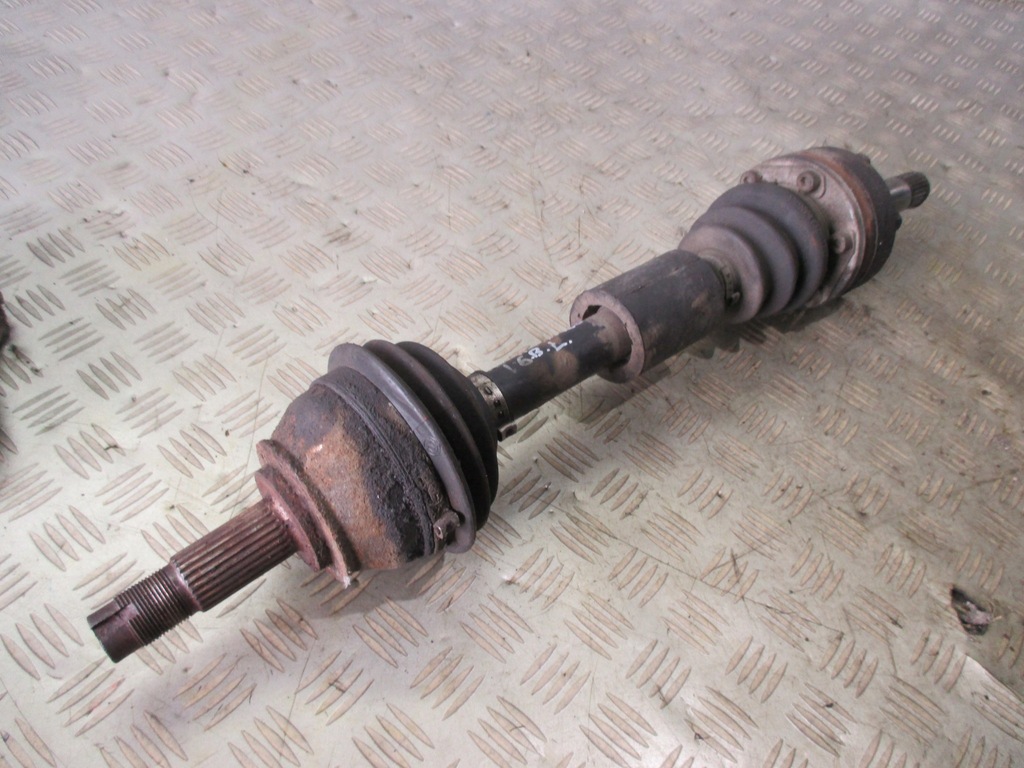 фото №1, Приводной вал левая шарниры alfa romeo 156 1.6 ts