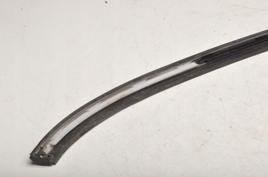 фото №7, Mini f56 молдинг стекло подоконная задняя правая 7300019