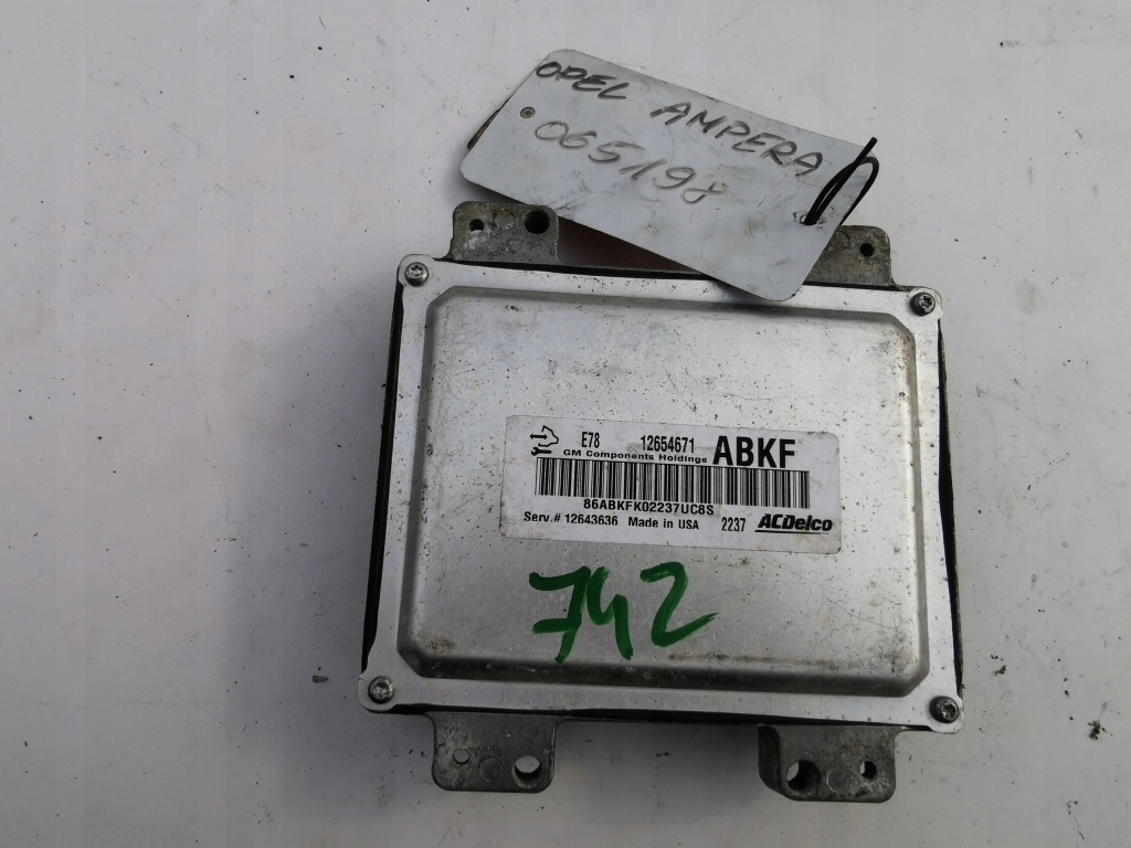 Opel ampera 1.4b 16v 12654671 12643636 бортовой компьютер ec с Разборки
