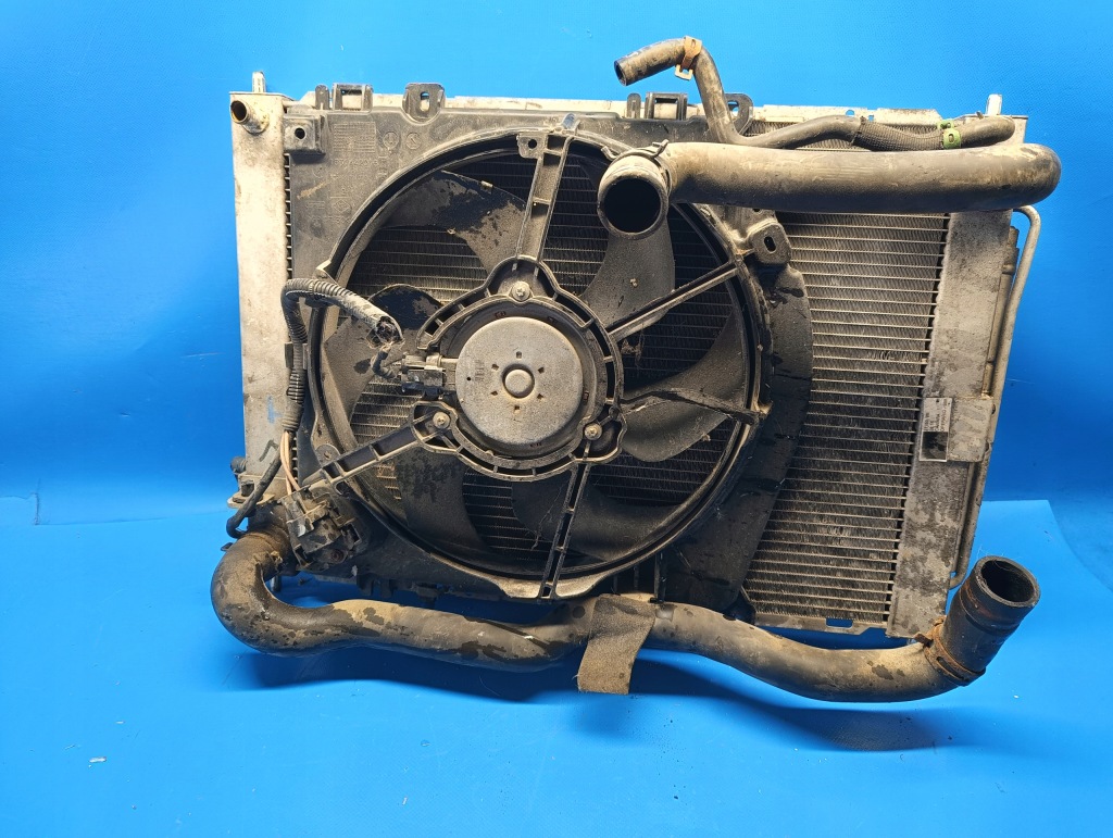 Купити Радіатор води кондиціонера вентилятор комплект  renault clio 3 1.6 16v