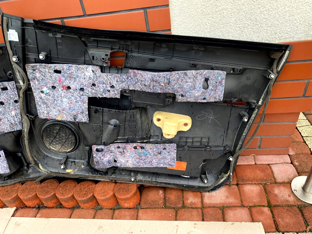 фото №11, Hilux viii 15- 1,5 кабіни обшивка оббивка двері лівий правий перед задня