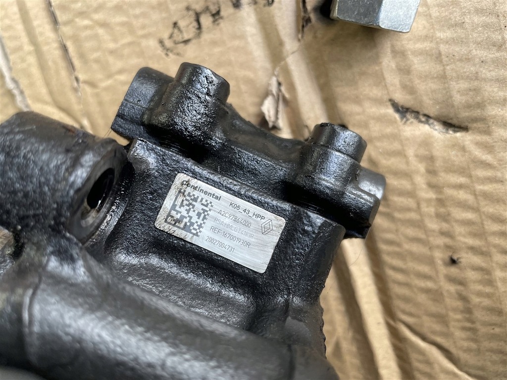 фото №10, Форсунки + насос wysokiego тиску biturbo 2.3 dci renault master 4 iv 19-