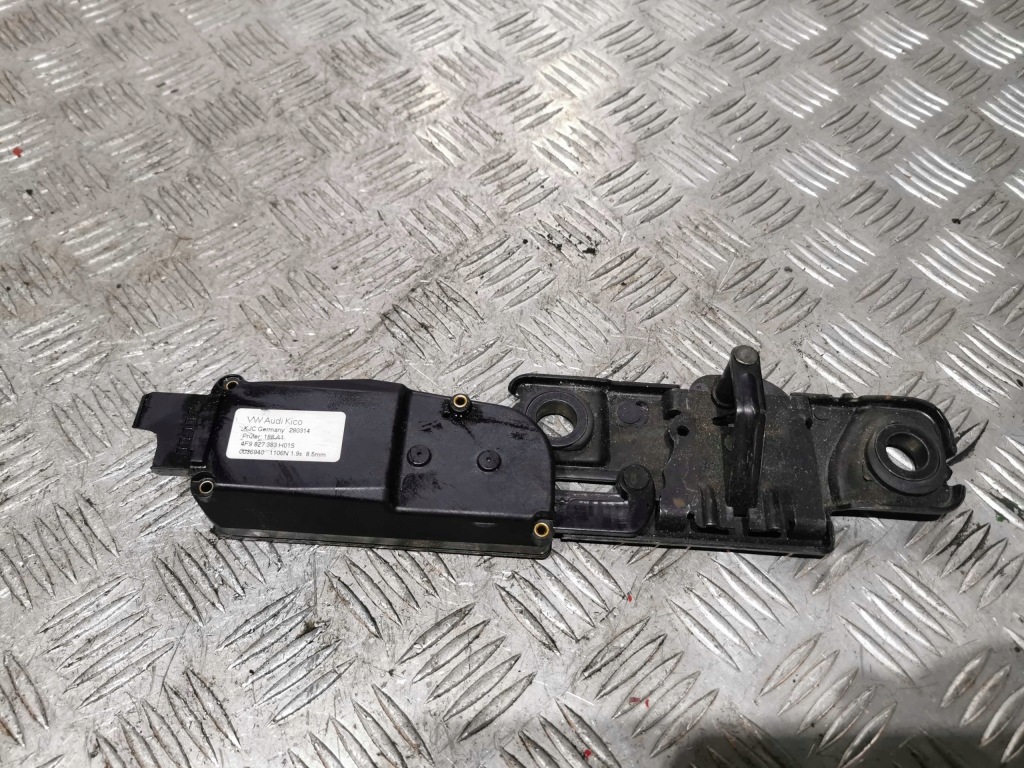 фото №1, Audi a6 c7 замок доводчик кришки задня 4f9827383h