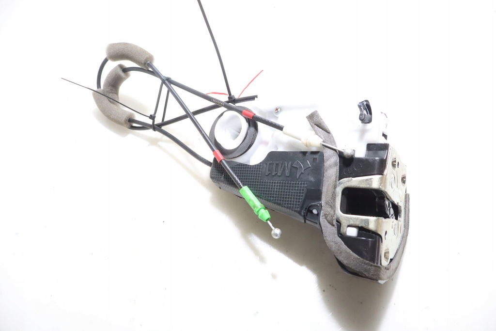 фото №3, Замок левый задняя дверь toyota yaris iv cross