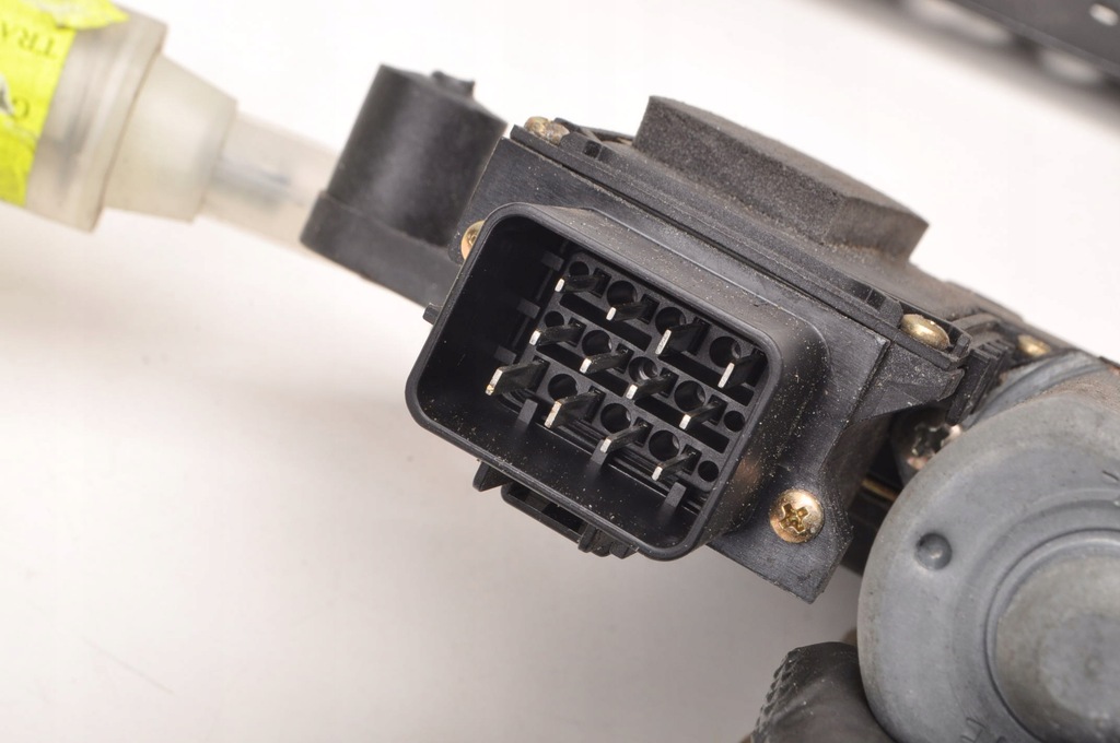 фото №5, Aston martin db9 подъемник механизм стекло правый перед 3d 4g43-f23200-ac