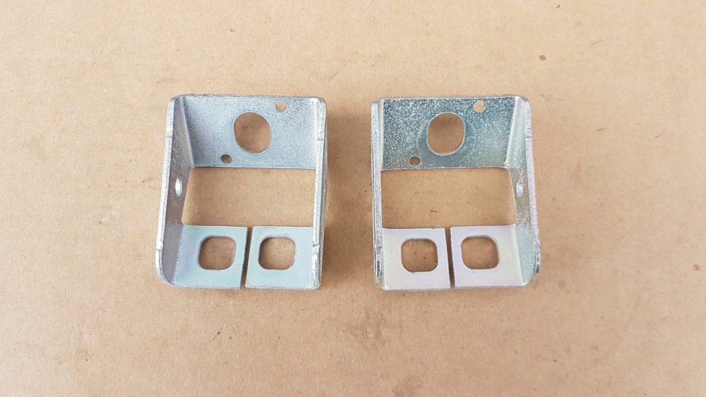 фото №1, Vw passat b7 kombi кронштейн рейлінг 3c9860201