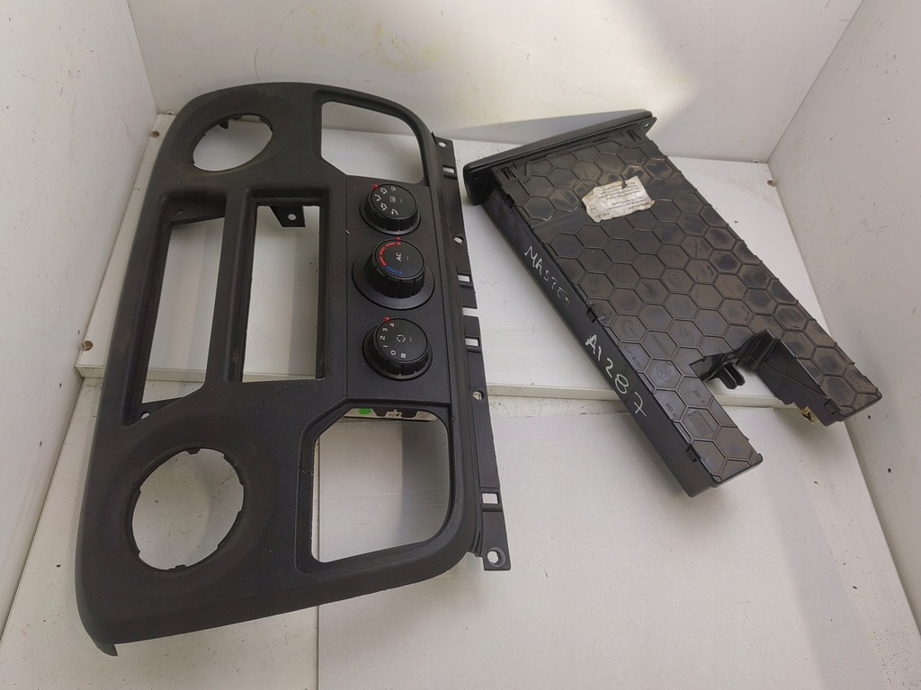 фото №1, Панель кондиціонера обдув master iii 275100013r-b2