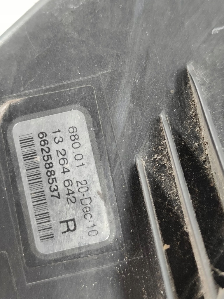 фото №10, Opel astra j iv перед правый поворотник бампера тёмный оригинал