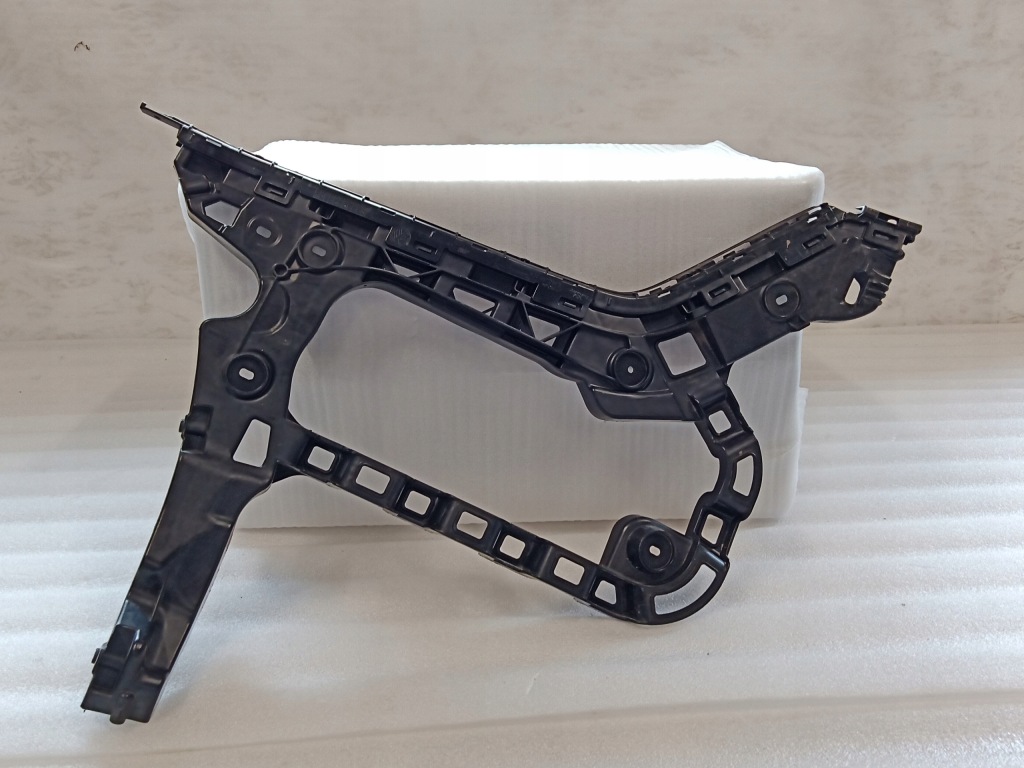 Купить Vw passat b8 kombi направляющая правый задняя 3g9807356a