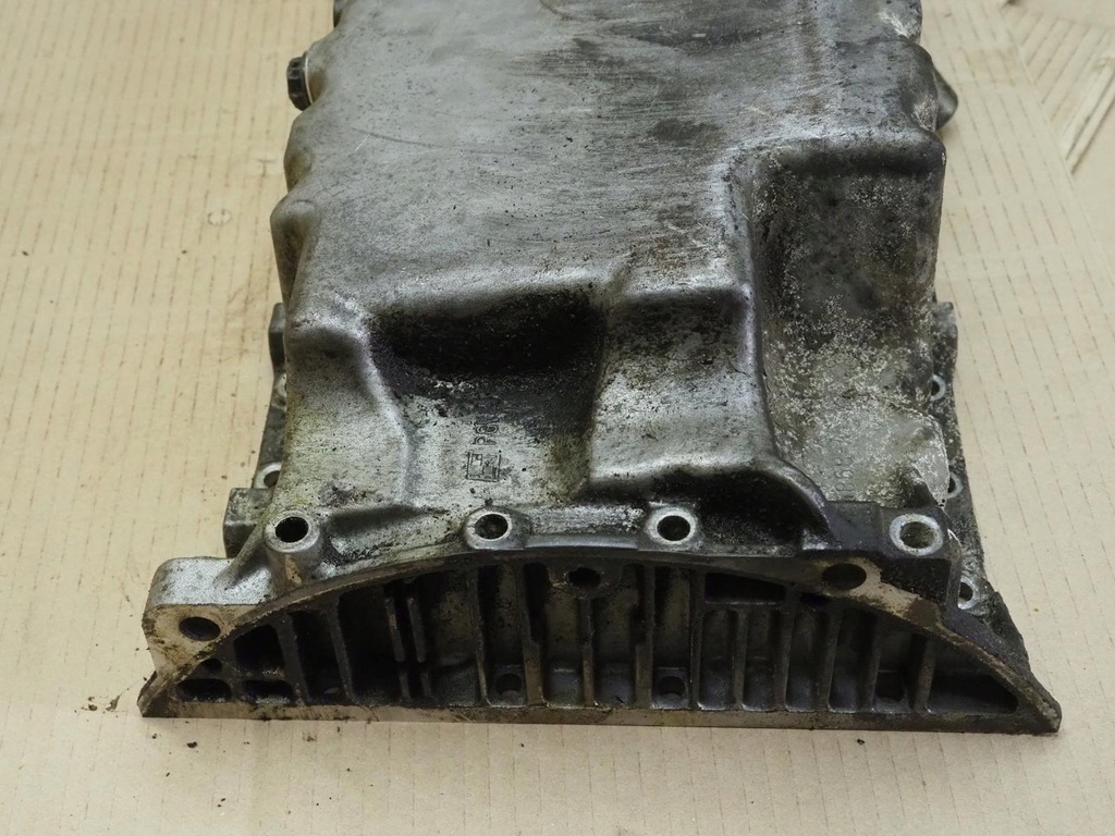 фото №9, Поддон масляная volvo v70 ii 2.4 turbo бензин b5244t 2000r-