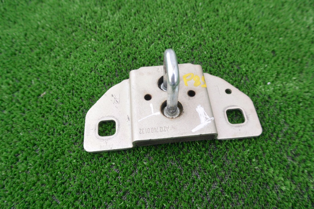 Купить Засов замок крышки задний  tesla model s 12-16