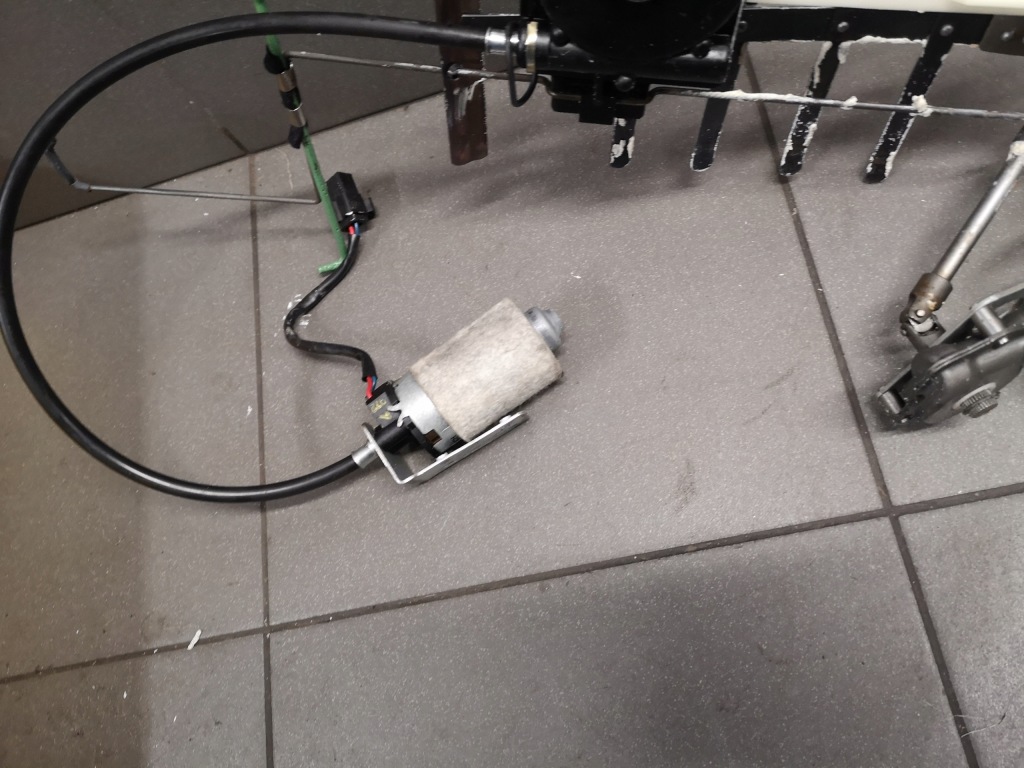 фото №4, Механизм спинка перед audi a8 d2