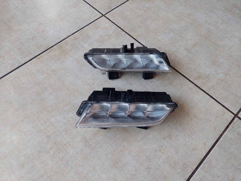фото №1, Світло led - ліва - праве - renault clio iv - renault captur