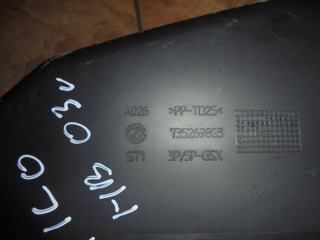 Fiat stilo 1.9jtd 0.3 бардачок 735269803 с Разборки
