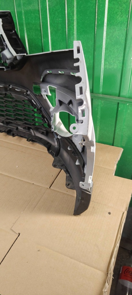 Бампер передний renault dacia duster 620225102r в Украине