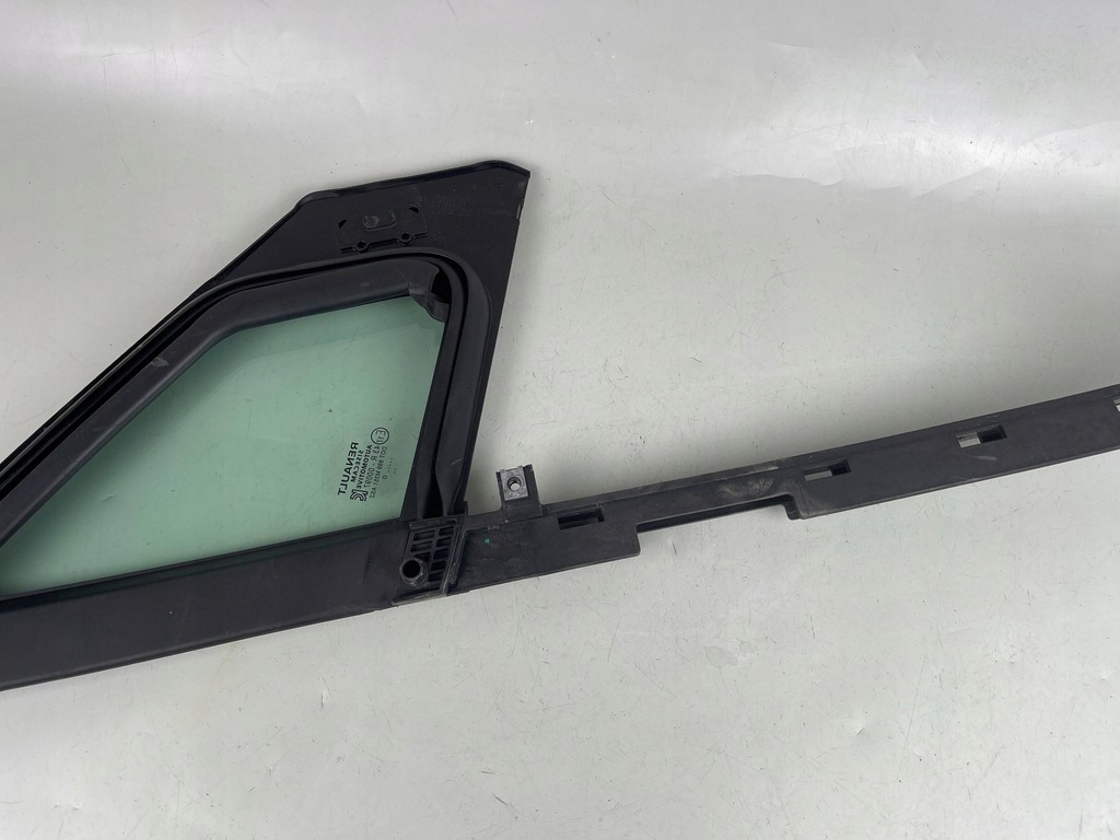 фото №9, Стекло треугольное дверь передних перед левая renault clio v 802633649r