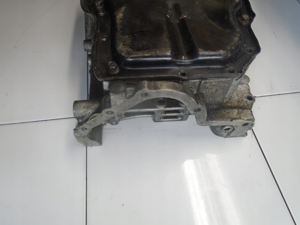 фото №3, Mazda 6 2.2citd поддон масляная r2aa10380