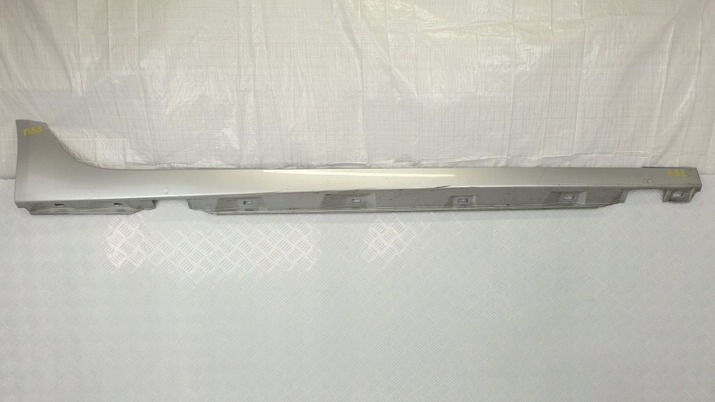 фото №1, Audi a6 c7 обычная молдинг порог правая