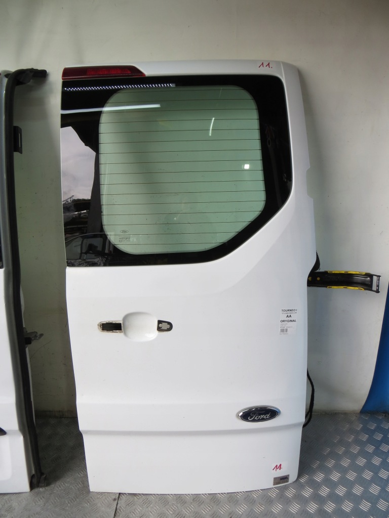Купить Tourneo custom дверь правый  задний aa 12-