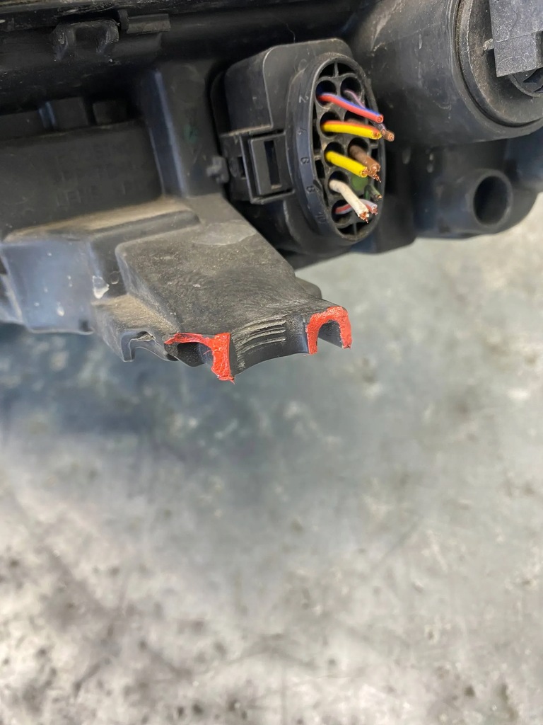 фото №7, Лампа правый перед seat ibiza v 6f1941006a