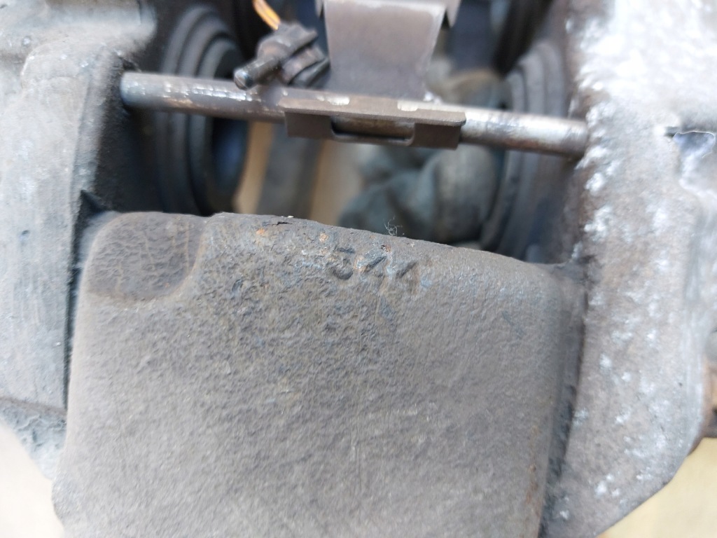 фото №5, Супорт гальмівний правий лівий перед mercedes w212 15r brembo 344 mm