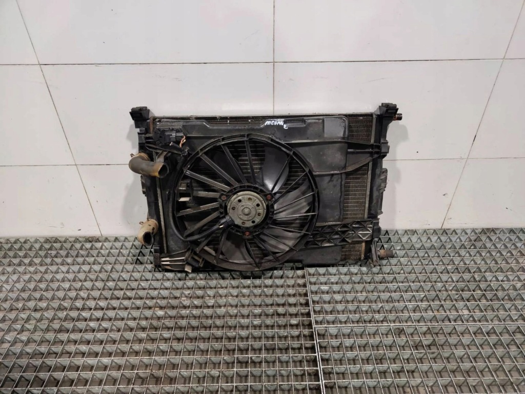 Купити Радіатор води кондиціонера вентилятор - renault megane 2 1.5 dci k9k722