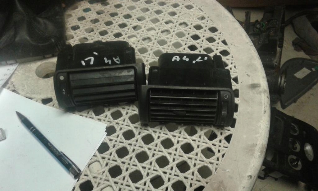 фото №1, Audi a4 b5 - решётка обдув левая правая