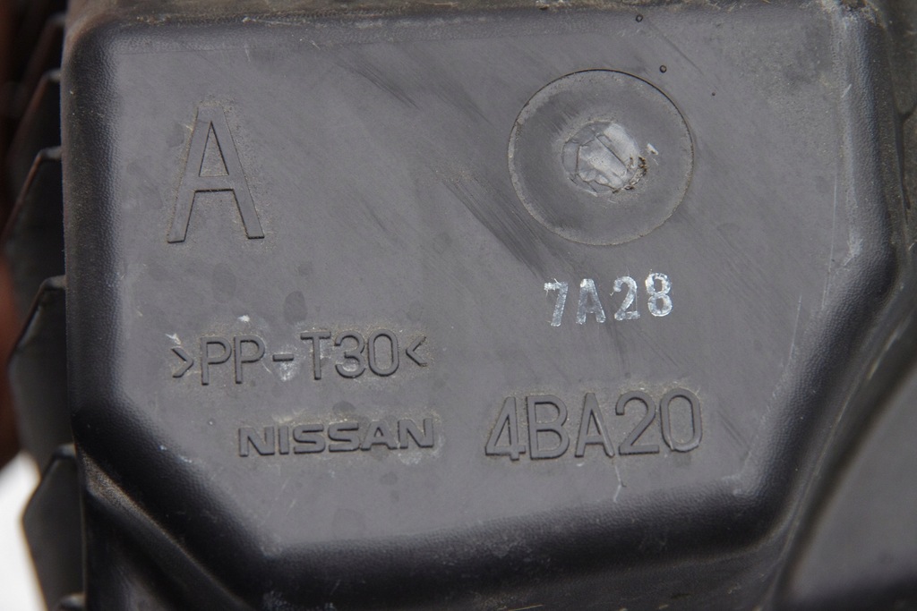 фото №5, Корпус фільтра повітря renault koleos ii 2.0 dci 4ba20