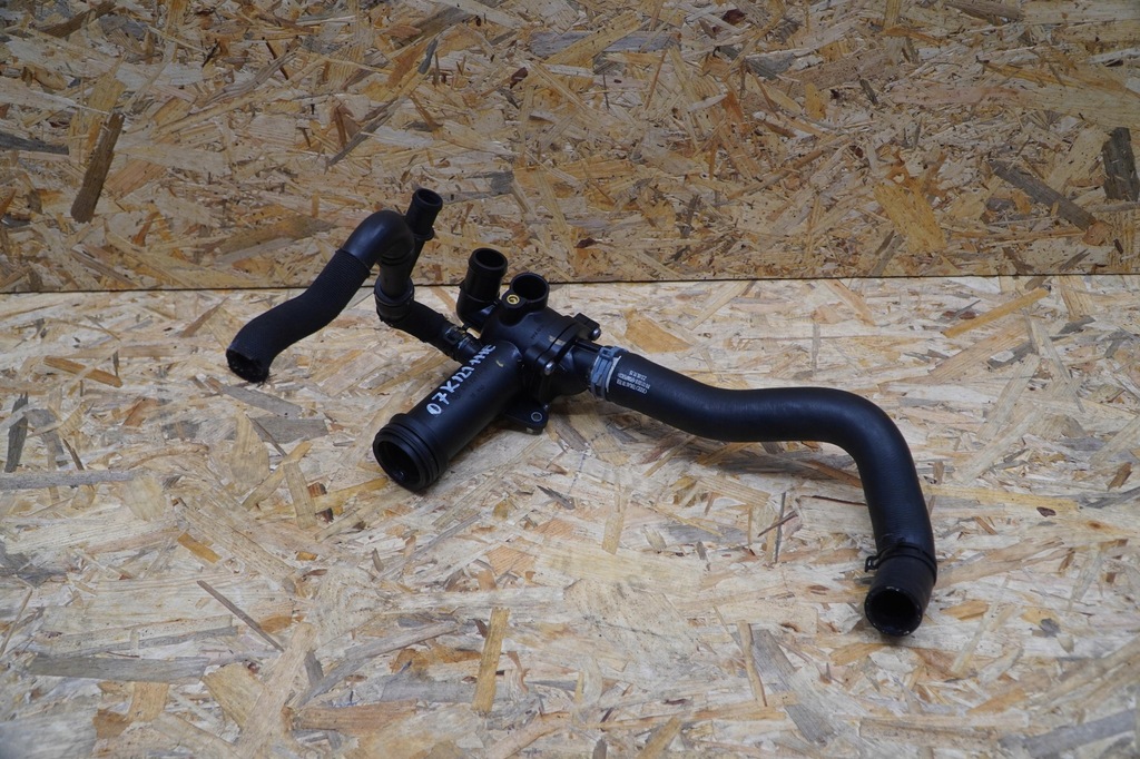 фото №7, Корпус термостата термостат 07k121111e audi a3 8y 2.5 b оригинал 20-