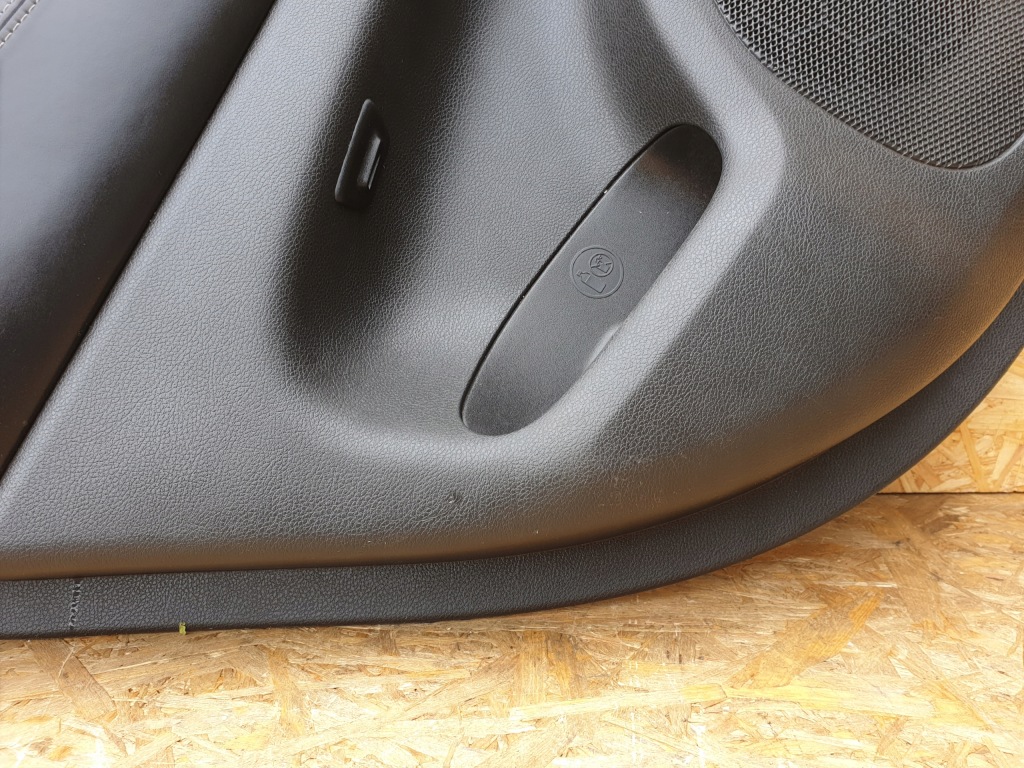 фото №7, Jeep grand cherokee wk2 обшивка дверь левый задняя молдинг