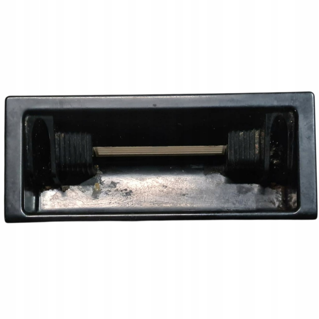 фото №1, Вкладиш попільнички audi a4 b7 - 8e0857989b