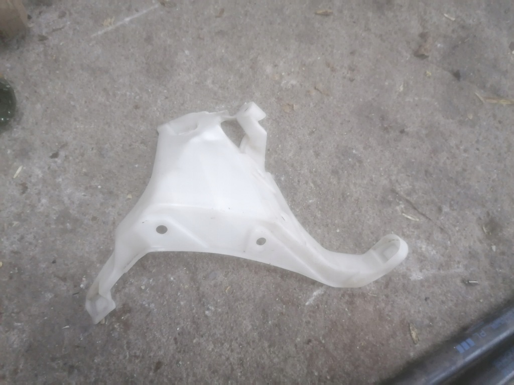 фото №1, C4 aircross направляющая бампера левый задняя 6410c227