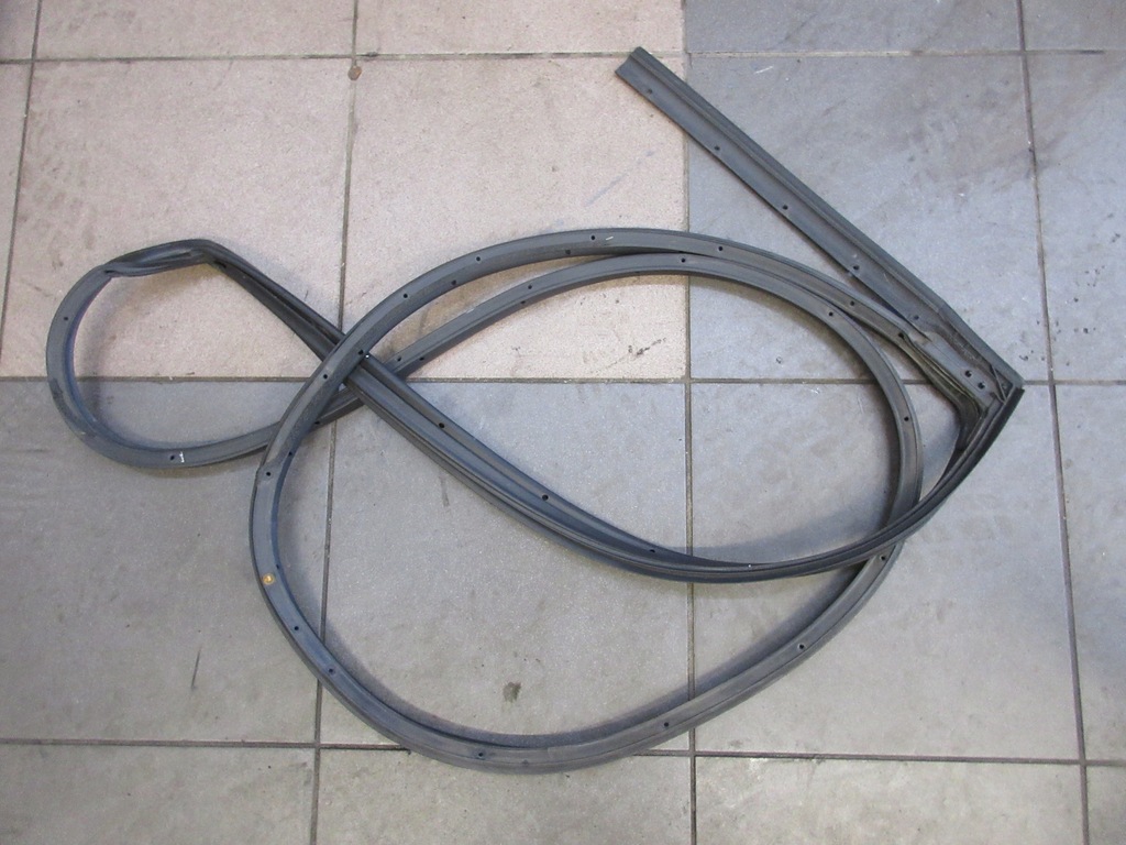 фото №1, Прокладка двері лівий задня mazda 6 gh ii hb