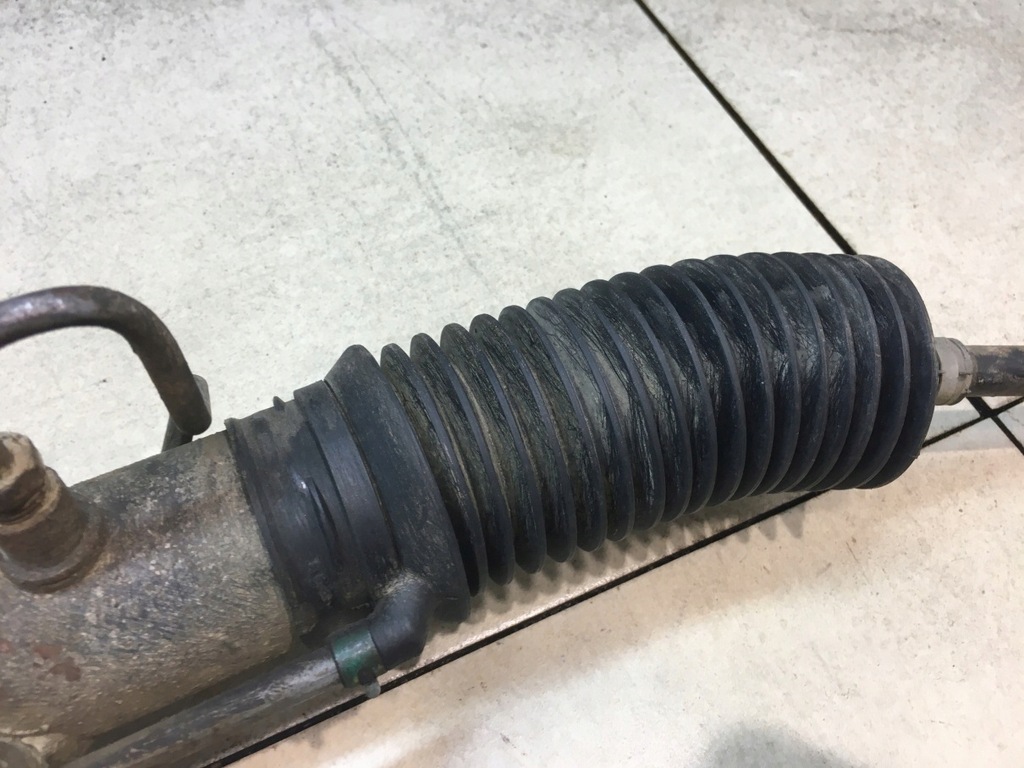 фото №6, Трансмиссия рулевая рейка caravan iv 3.3 v6 p04743142ad