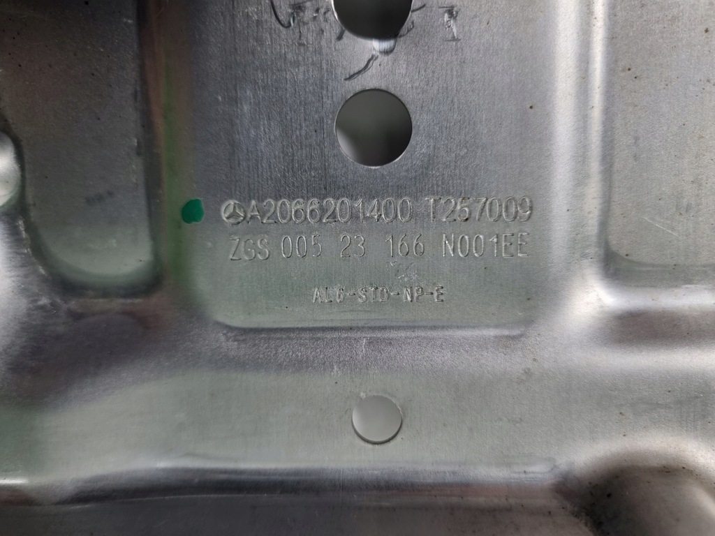 фото №13, Mercedes c klasa w206 балка + усилитель pas передний góra a2066008000