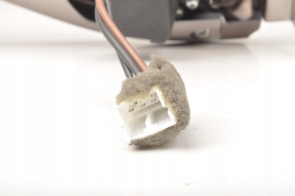 фото №11, Ferrari california панель середній 2009r