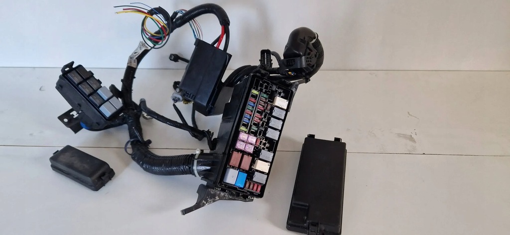 фото №1, Корпус коробка запобіжників запобіжники клема honda hr-v ii