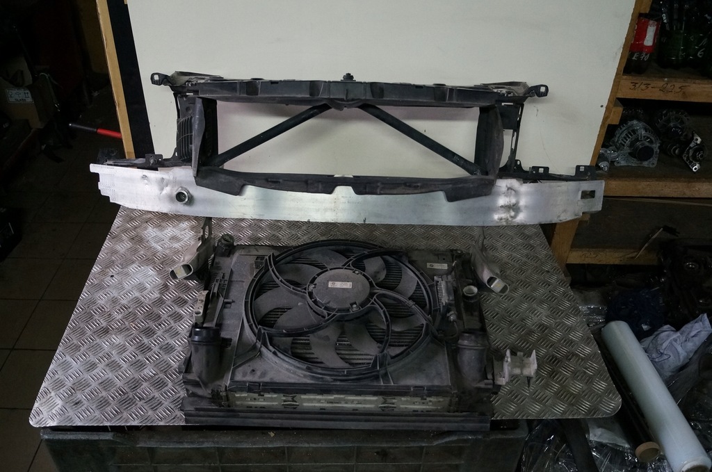 фото №1, Bmw f20 pas передній радіатор 2.0d 4610548-02